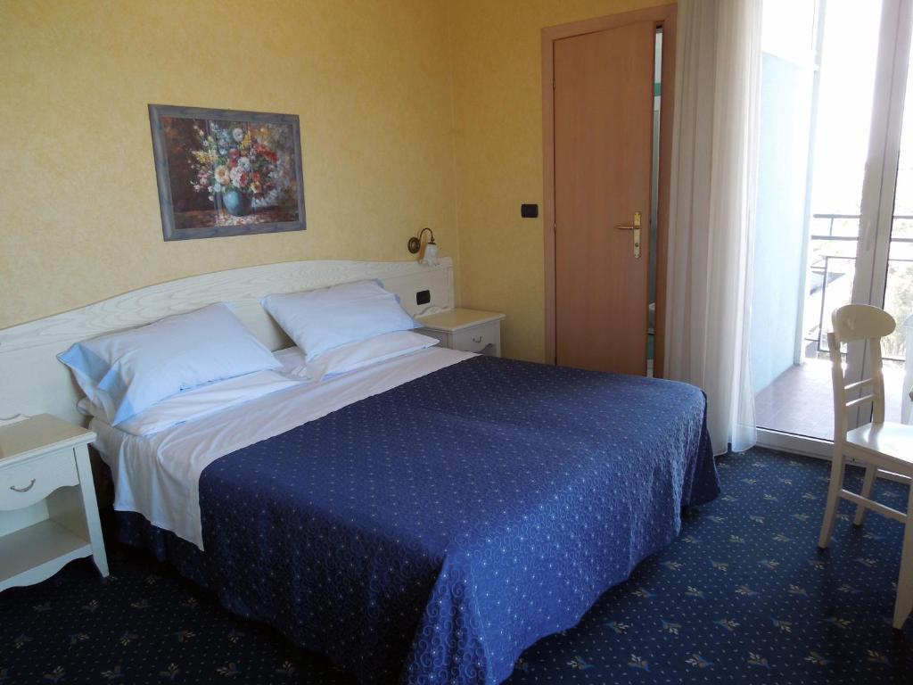 Hotel Mondial Белариа-Игеа Марина Стая снимка